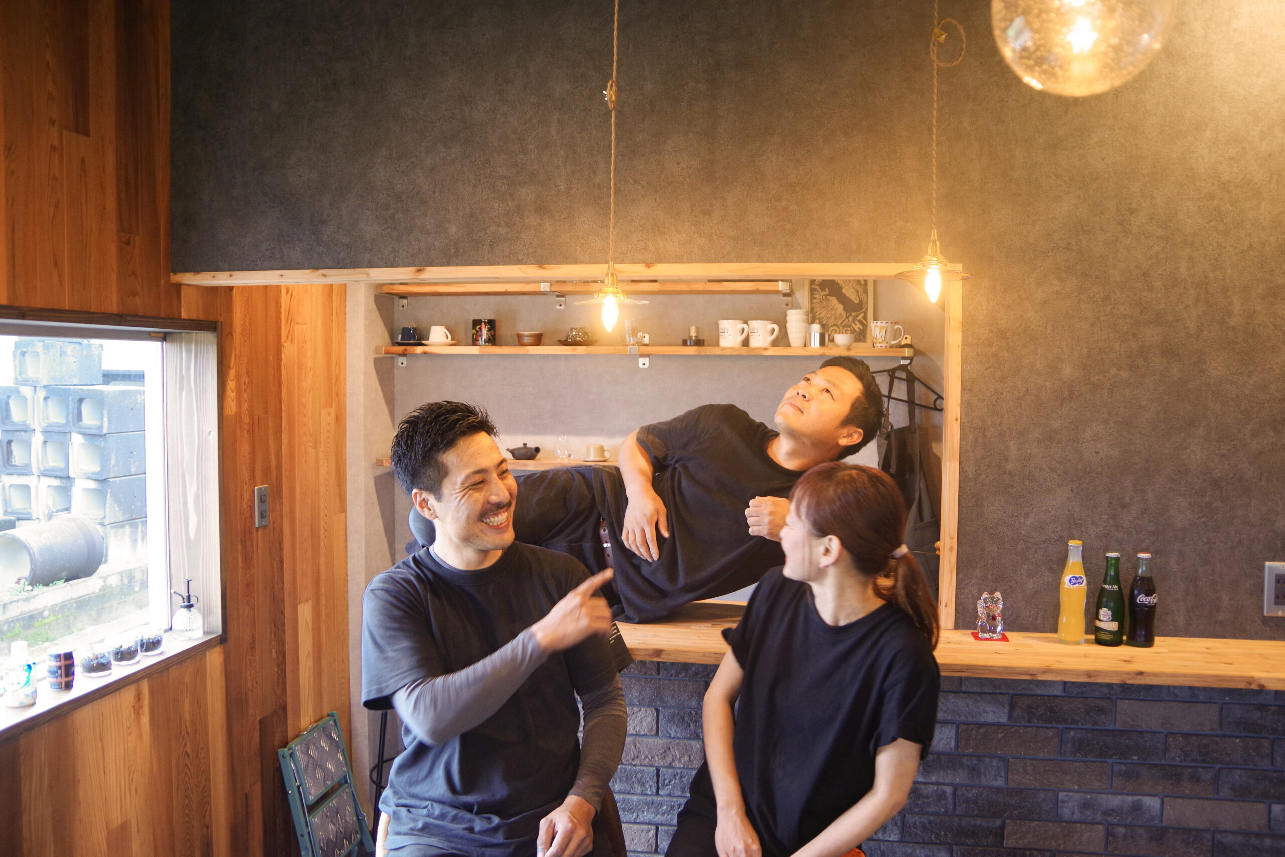 まるでカフェ！？おしゃれすぎる鈑金塗装屋さん【M-ART】﻿