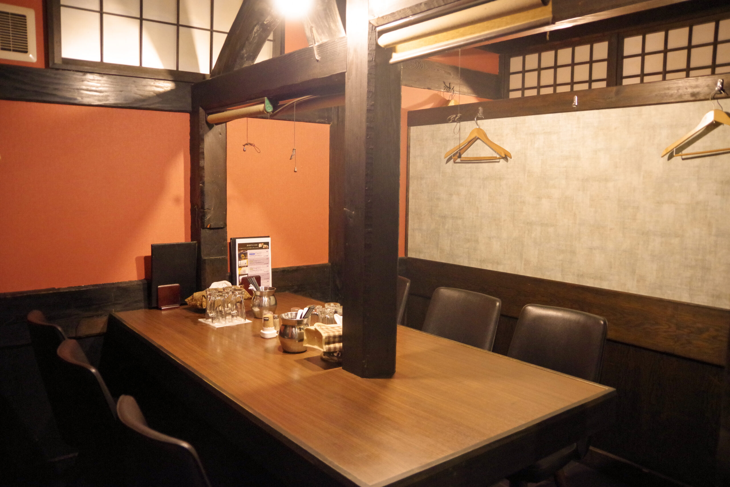 美味しいのは当たり前！こだわりの塩スープが自慢【博多もつ鍋 おくゑ】