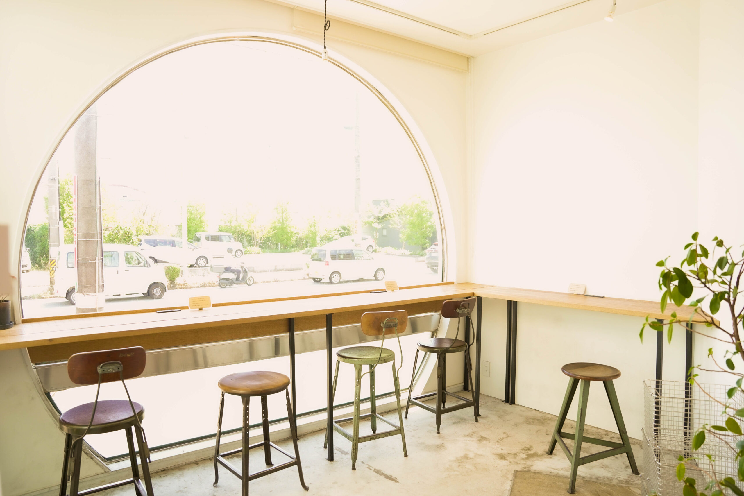 三重で大人気のドーナツ＆コーヒーのカフェ FLAP COFFEE（フラップコーヒー）