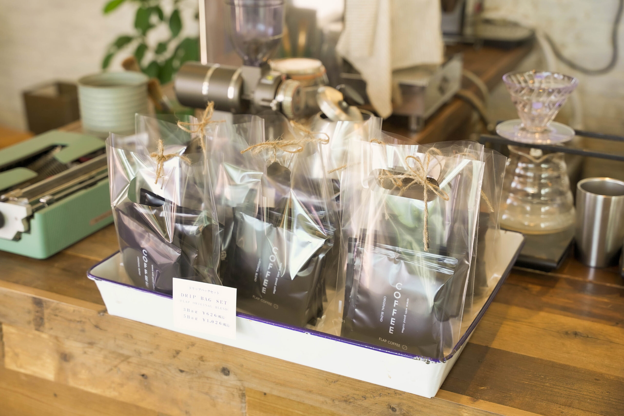 三重で大人気のドーナツ＆コーヒーのカフェ FLAP COFFEE（フラップコーヒー）