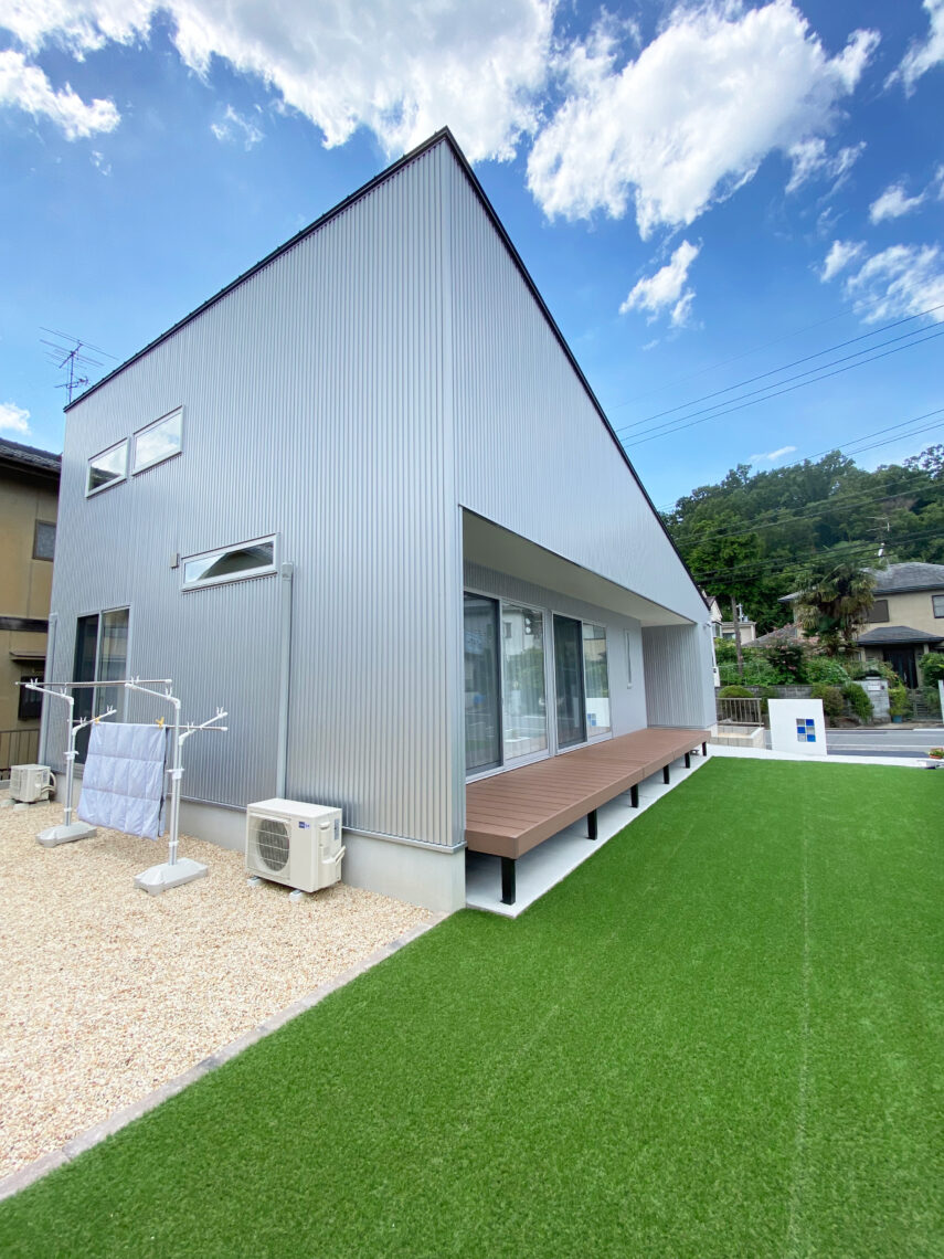 ウッドデッキが最高！和室×収納×ロフトこだわりが詰まった平屋