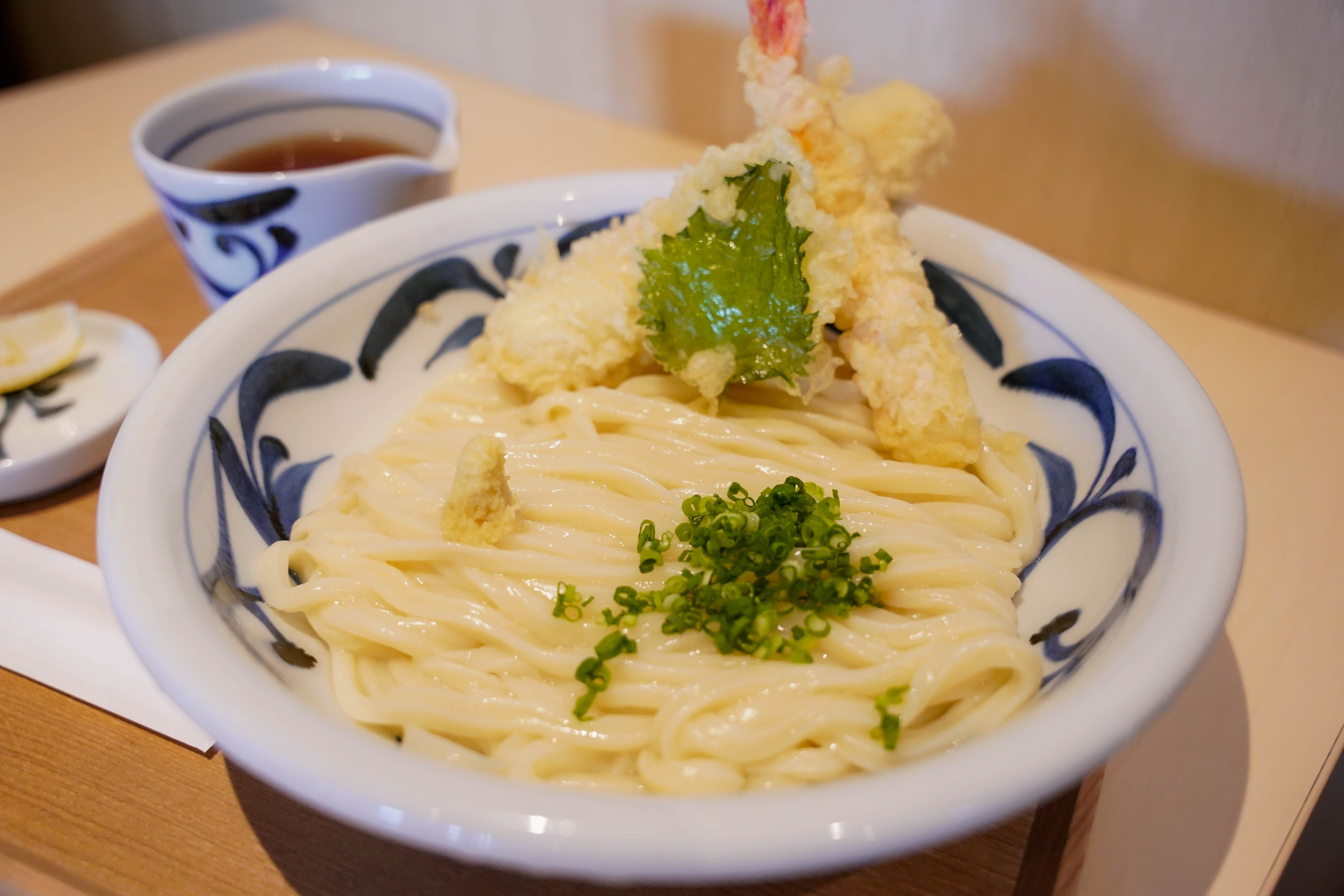 ミシュランプレート獲得の讃岐うどん「みやの家」