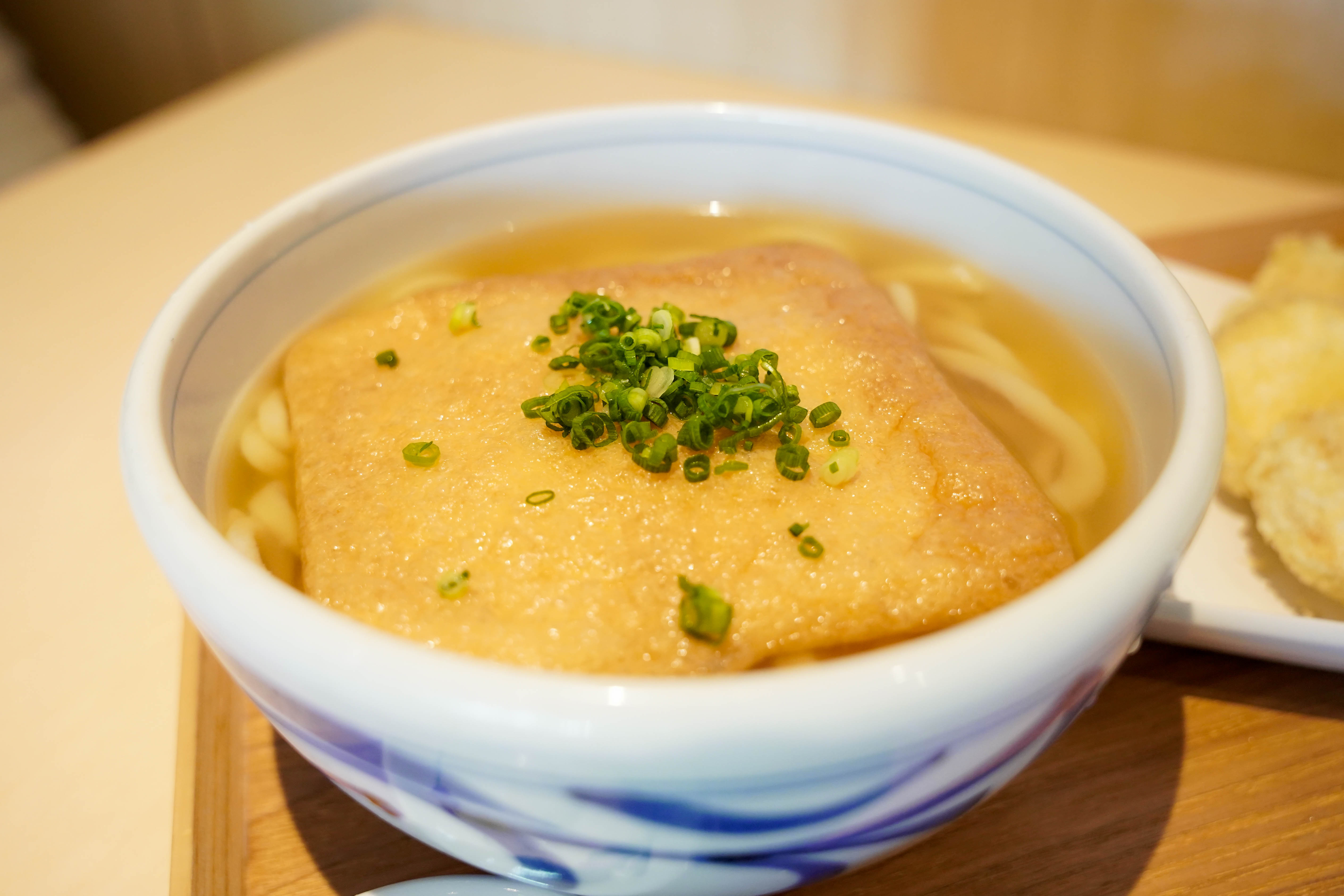 ミシュランプレート獲得の讃岐うどん「みやの家」