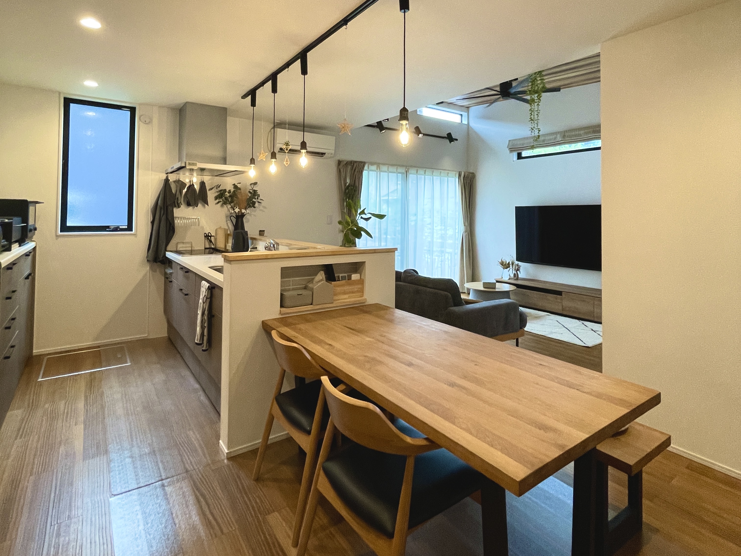 シンプルナチュラルテイストの平屋