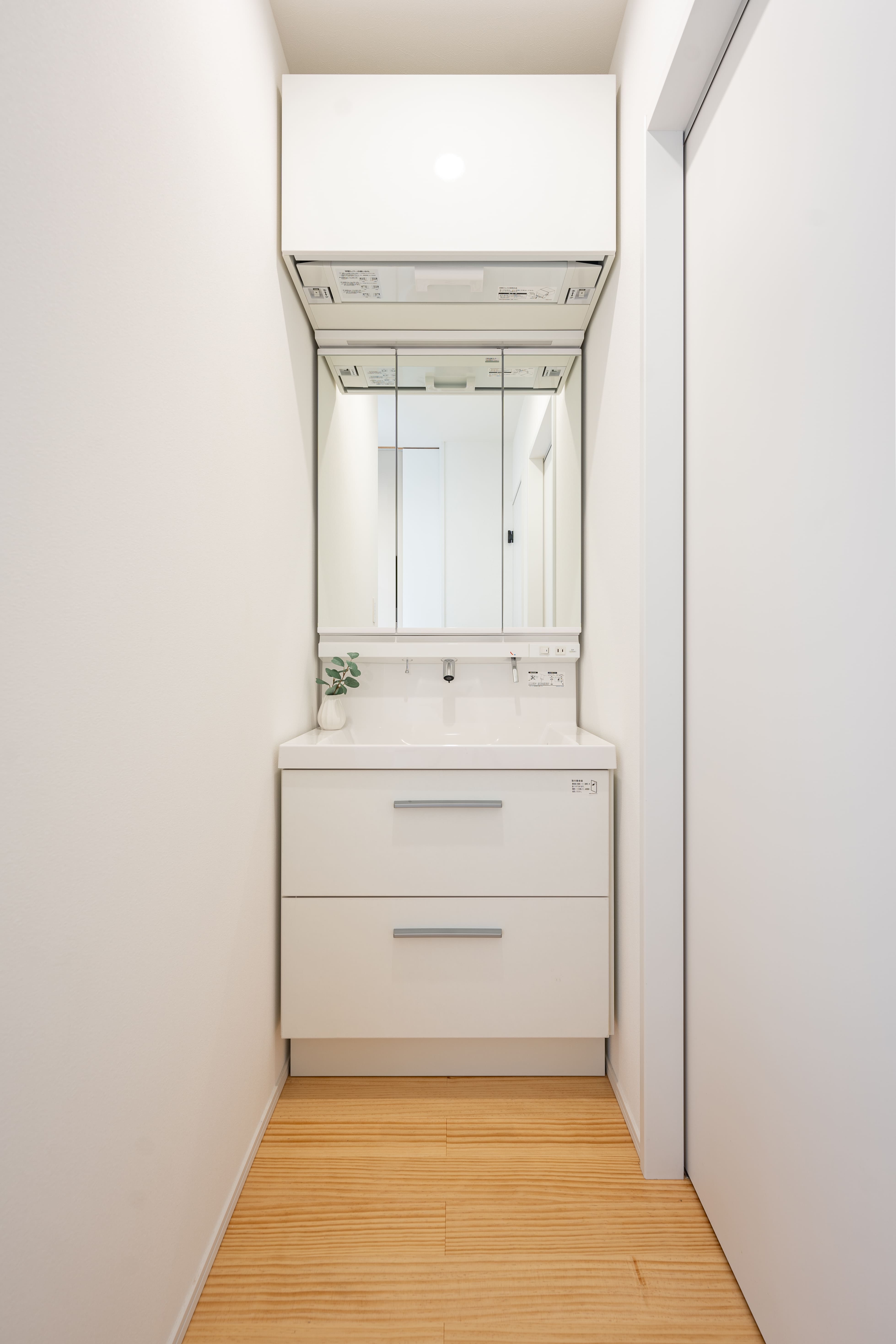 飽きのこないモダンでシンプルな家