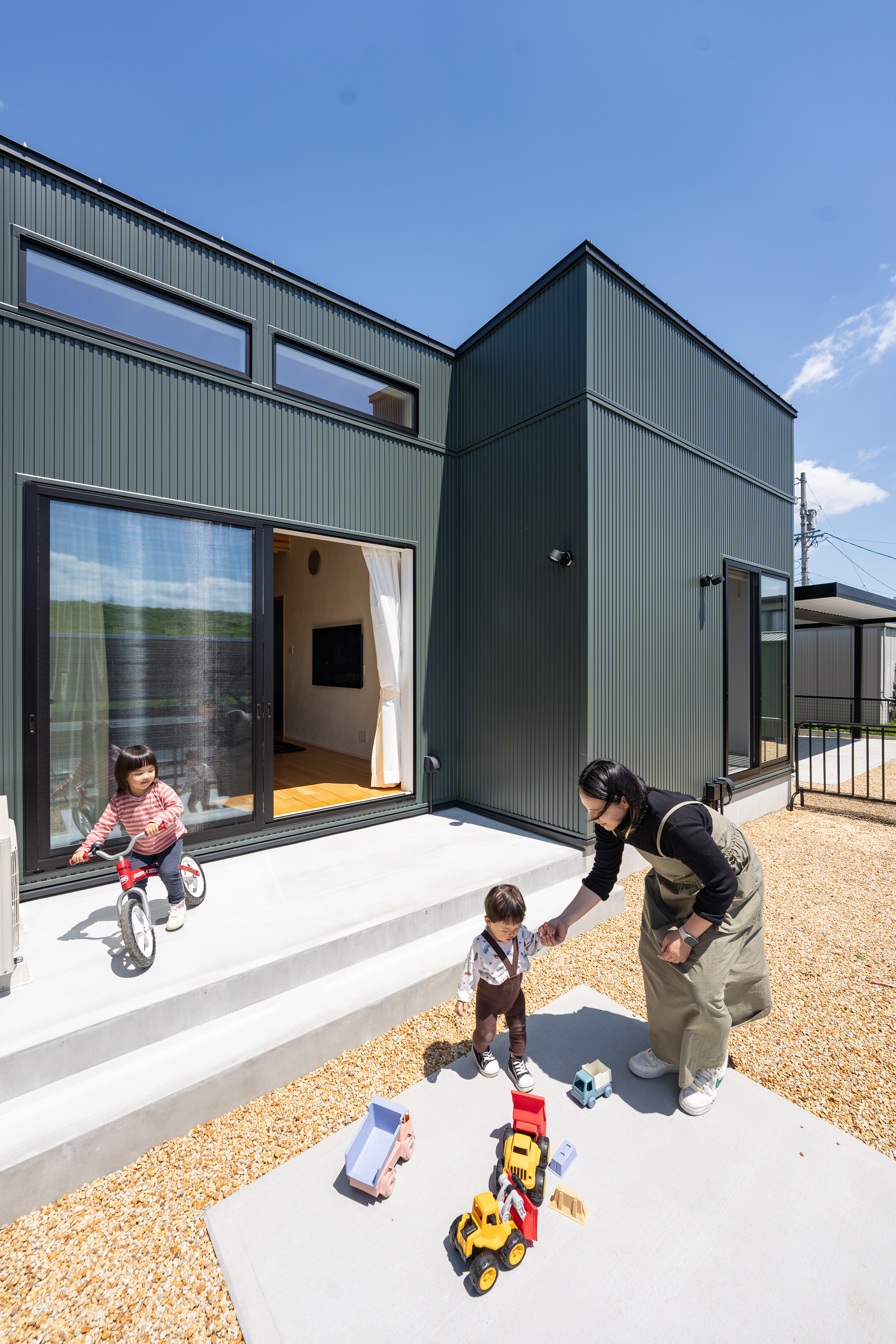 庭のある新築戸建て住宅の魅力！庭づくりのメリットやポイントも解説