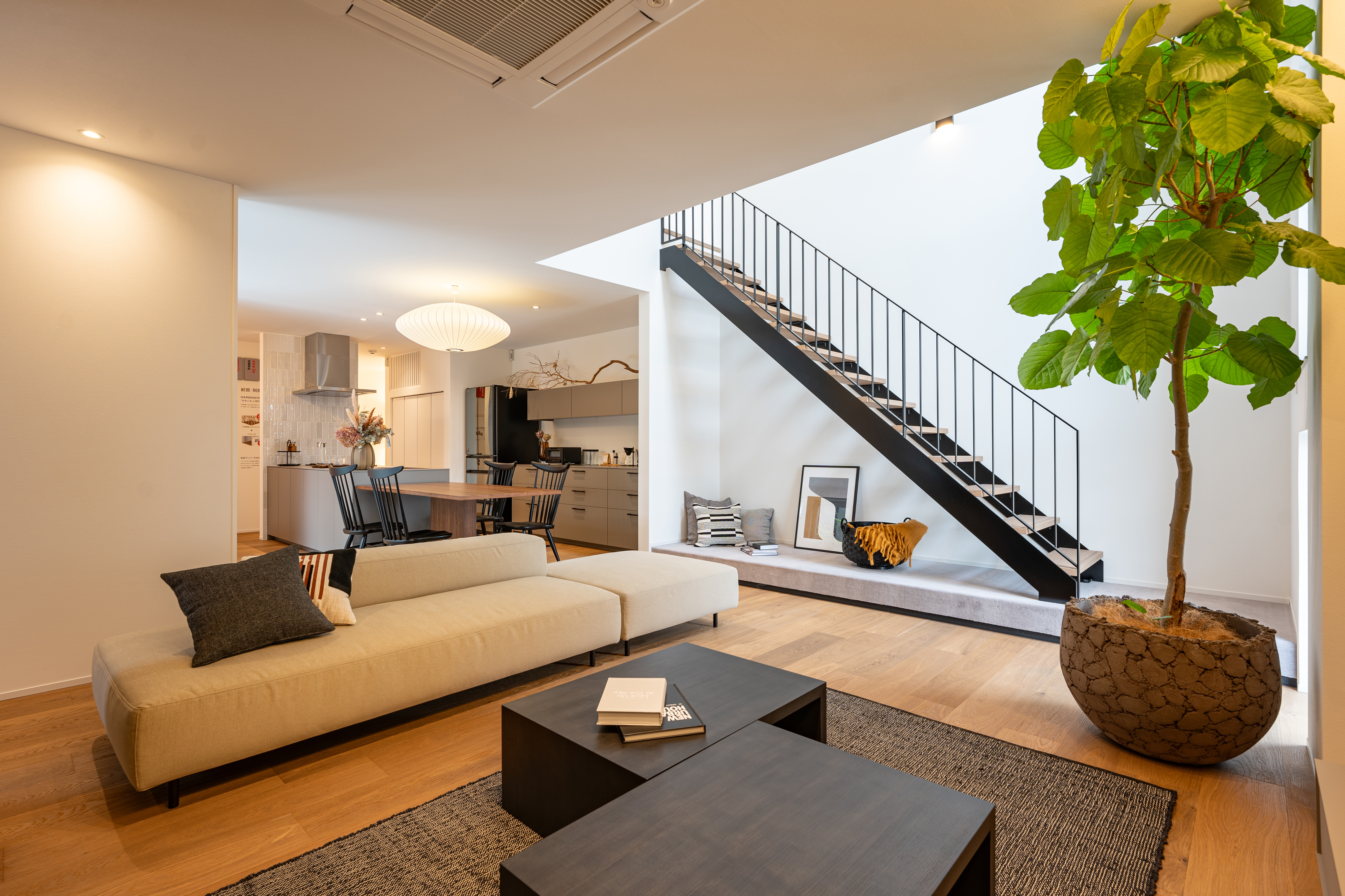 【松阪ハウジングセンター内】上質なくらしを体験できるCreative House　Villa Vision