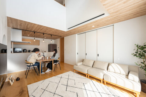 光があそぶ、余白のある暮らし