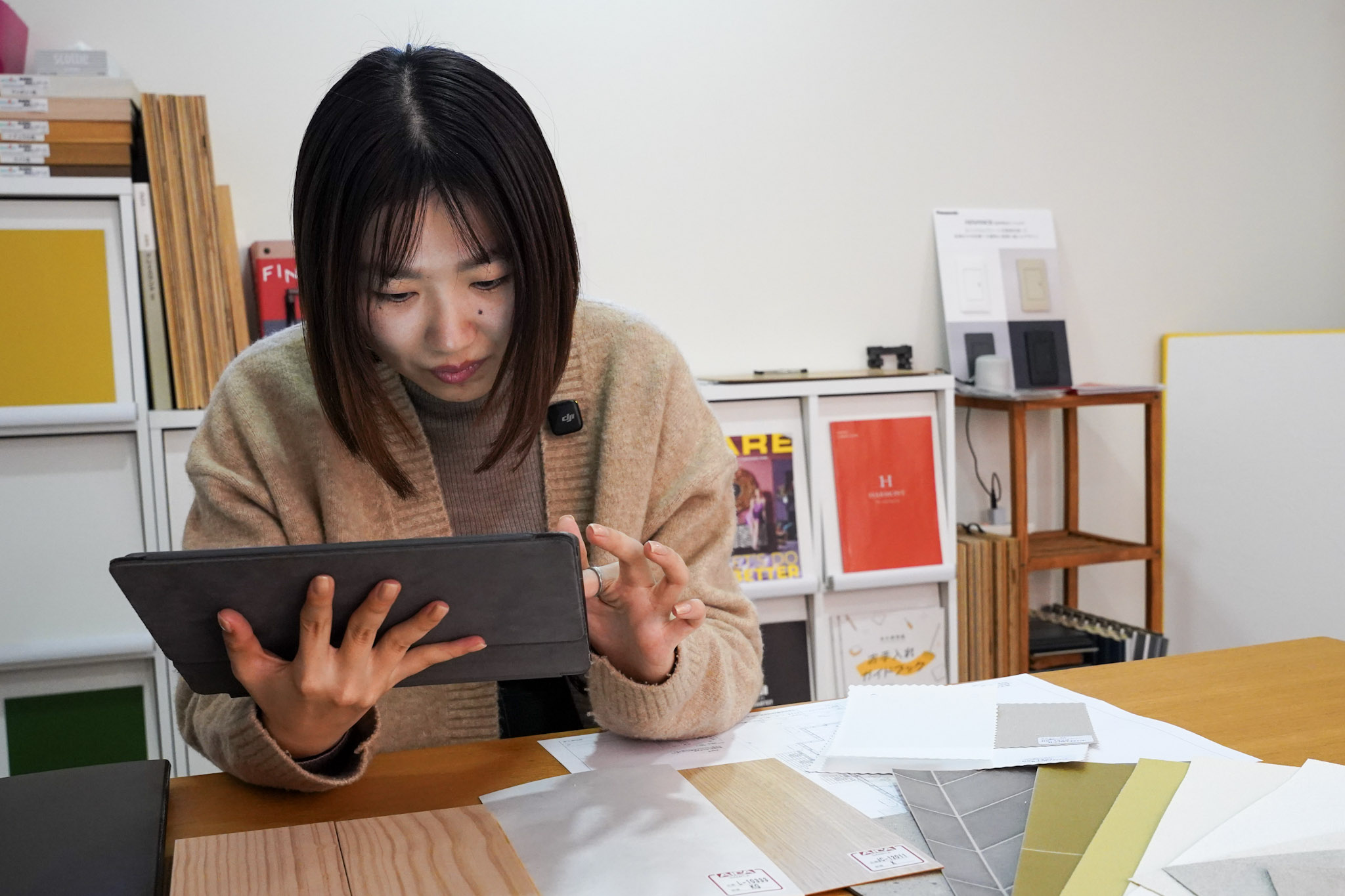 【STAFF VOICE】「ただひたすらに聴く姿勢」負けず嫌いの努力家インテリアコーディネーターの仕事の芯について聞いてみました